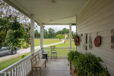 330 Boyd Lane Cove City NC 28523