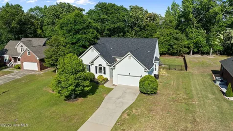 210 Creekside Drive Goldsboro NC 27534