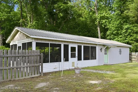 149 Quinn Store Road Beulaville NC 28518