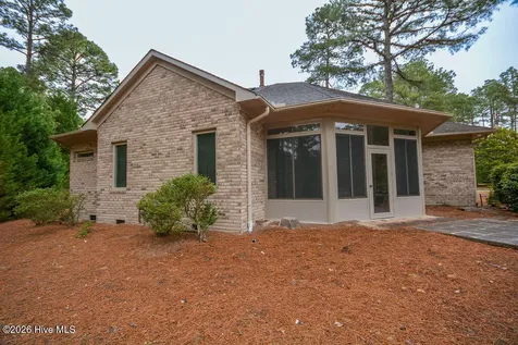 11 Canterbury Circle Pinehurst NC 28374