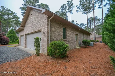 11 Canterbury Circle Pinehurst NC 28374