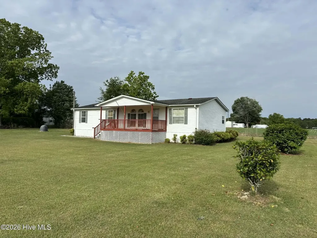1996 Hallsboro Road S Hallsboro NC 28442