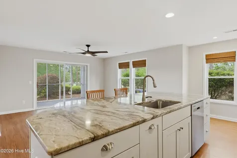 3350 Club Villas Drive Southport NC 28461