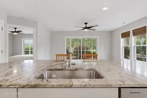 3350 Club Villas Drive Southport NC 28461