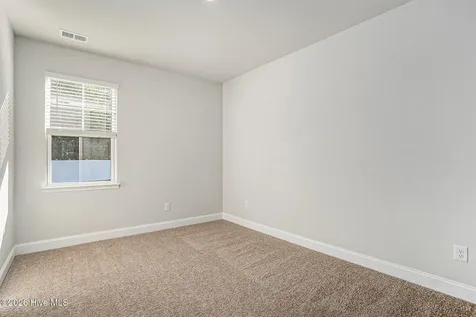 396 Anchorline Way Jacksonville NC 28546