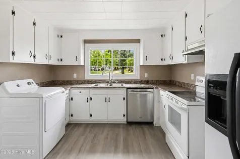 407 E Fremont Street Kenly NC 27542