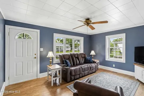 407 E Fremont Street Kenly NC 27542