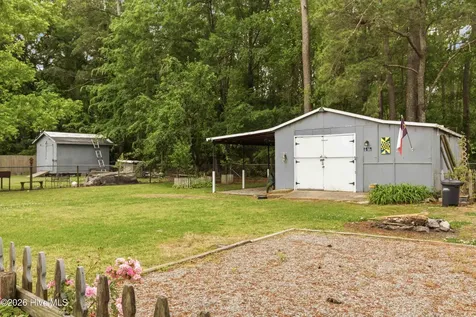 407 E Fremont Street Kenly NC 27542