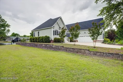 113 Bowline Road New Bern NC 28562