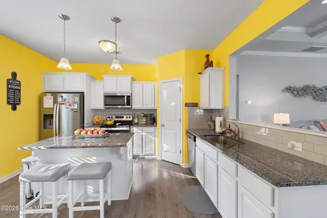 587 Meadowbrook Lane NW Calabash NC 28467