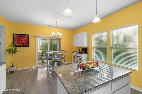 587 Meadowbrook Lane NW Calabash NC 28467