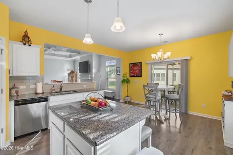 587 Meadowbrook Lane NW Calabash NC 28467