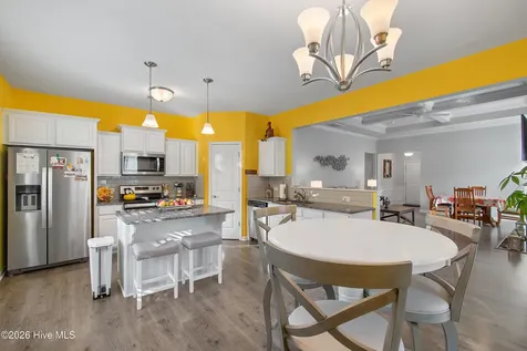 587 Meadowbrook Lane NW Calabash NC 28467