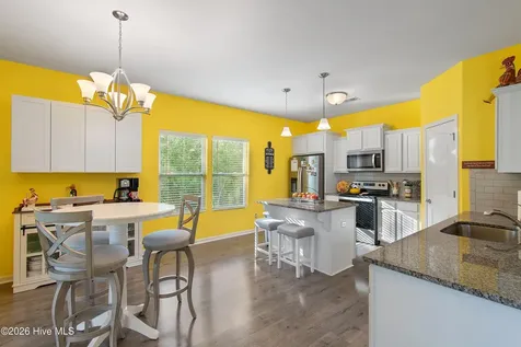 587 Meadowbrook Lane NW Calabash NC 28467