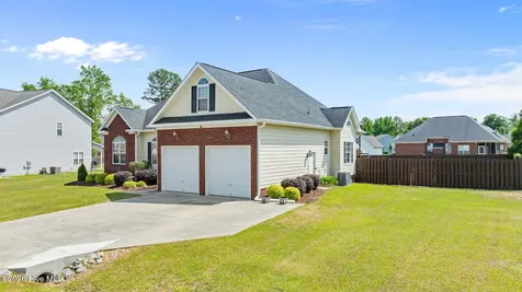 102 Davelin Place Goldsboro NC 27530