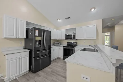 210 Monterey Circle New Bern NC 28562