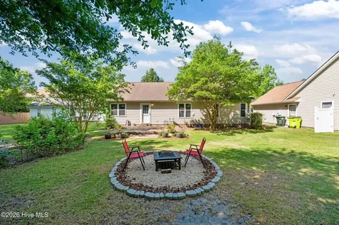 210 Monterey Circle New Bern NC 28562