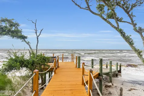 705 Sandy Point Drive Beaufort NC 28516