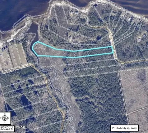 705 Sandy Point Drive Beaufort NC 28516