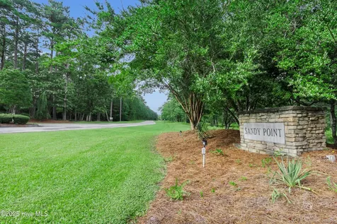 705 Sandy Point Drive Beaufort NC 28516