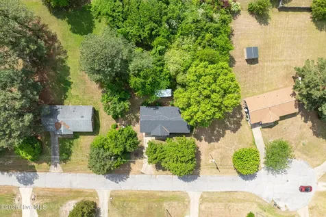 10452 Village Heights Whitakers NC 27891