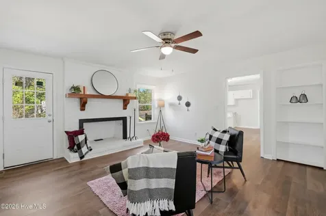 718 Hughes Road Hampstead NC 28443