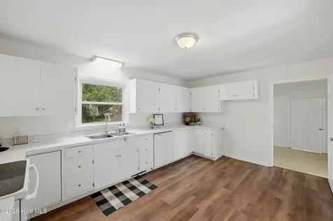 718 Hughes Road Hampstead NC 28443