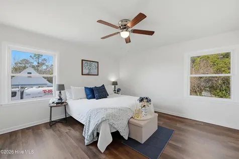 718 Hughes Road Hampstead NC 28443