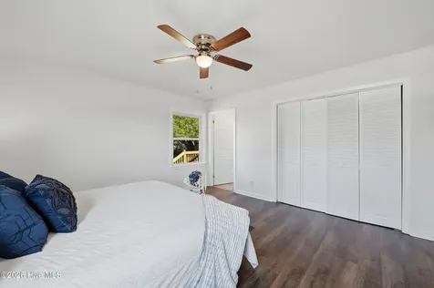 718 Hughes Road Hampstead NC 28443