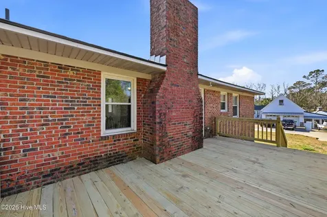 718 Hughes Road Hampstead NC 28443