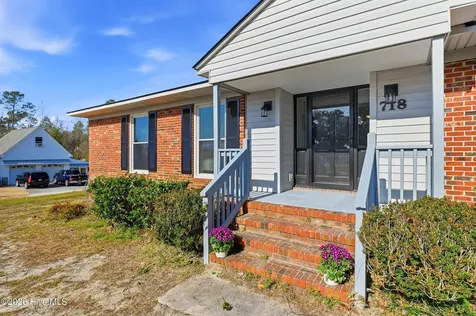 718 Hughes Road Hampstead NC 28443