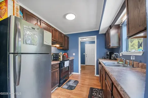 235 Sand Ridge Road Hubert NC 28539