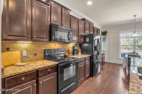 5261 Windlass Road Southport NC 28461