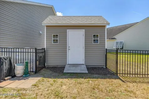 5261 Windlass Road Southport NC 28461