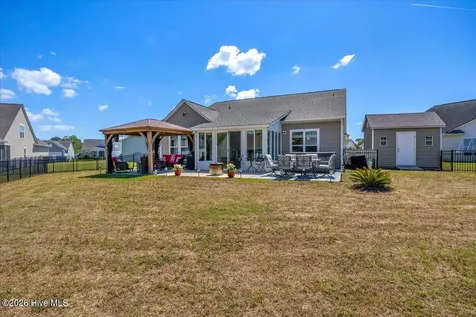 5261 Windlass Road Southport NC 28461