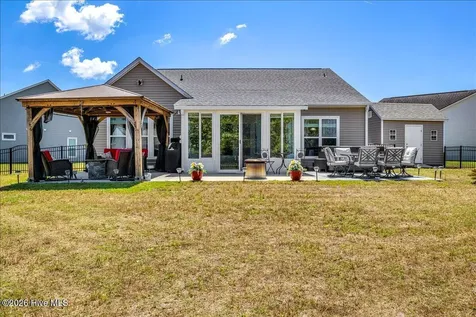 5261 Windlass Road Southport NC 28461