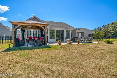 5261 Windlass Road Southport NC 28461