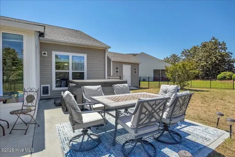5261 Windlass Road Southport NC 28461