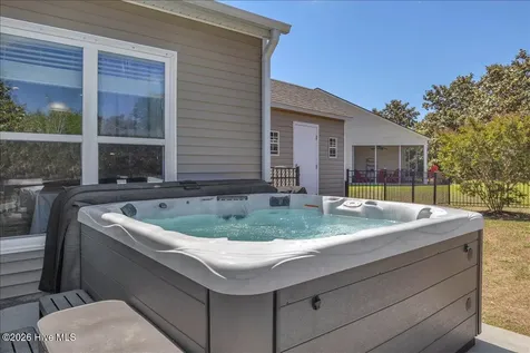 5261 Windlass Road Southport NC 28461