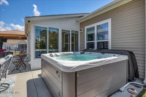 5261 Windlass Road Southport NC 28461