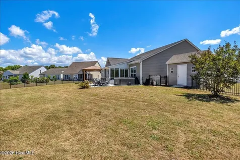 5261 Windlass Road Southport NC 28461