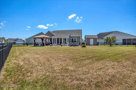 5261 Windlass Road Southport NC 28461