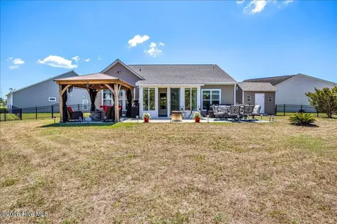 5261 Windlass Road Southport NC 28461