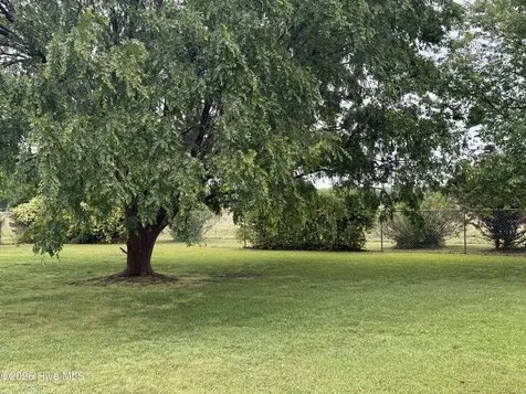 153 N River Landing Grandy NC 27939