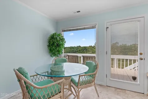272 Brunswick Avenue W Holden Beach NC 28462