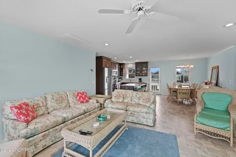 272 Brunswick Avenue W Holden Beach NC 28462