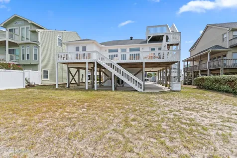 272 Brunswick Avenue W Holden Beach NC 28462