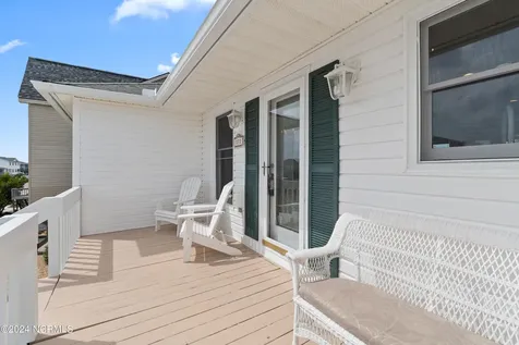 272 Brunswick Avenue W Holden Beach NC 28462