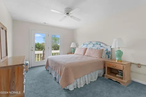272 Brunswick Avenue W Holden Beach NC 28462