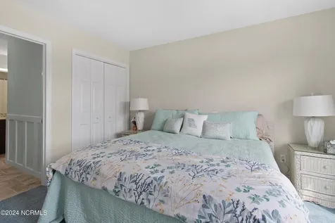 272 Brunswick Avenue W Holden Beach NC 28462